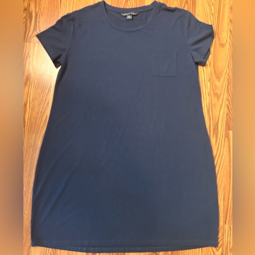 Freefly Shirt Dress XL Sports Outdoor Fishing Material Like New